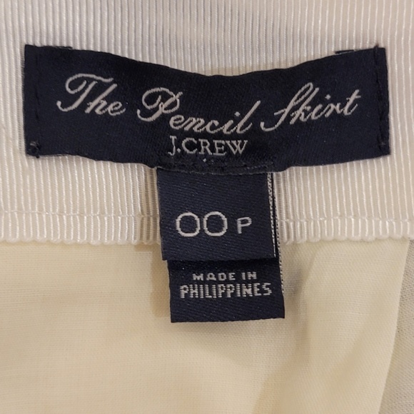 J Crew Pencil Skirt Size 00P Petite White Black Floral Print Textured Cotton - Picture 6 of 7